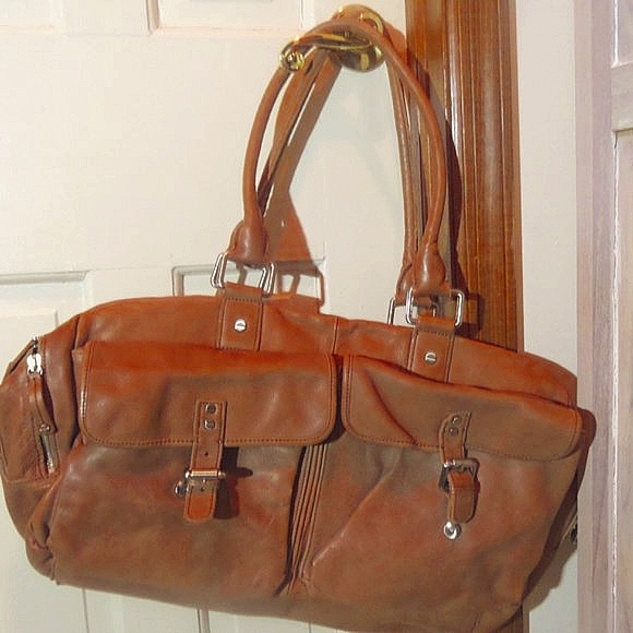 Kenneth Cole Carryall - Picture 1 of 6